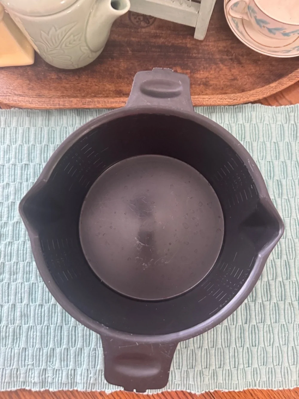 Pampered Chef Black Micro Cooker Large Microwave Steamer Strainer 2 Quart 2778